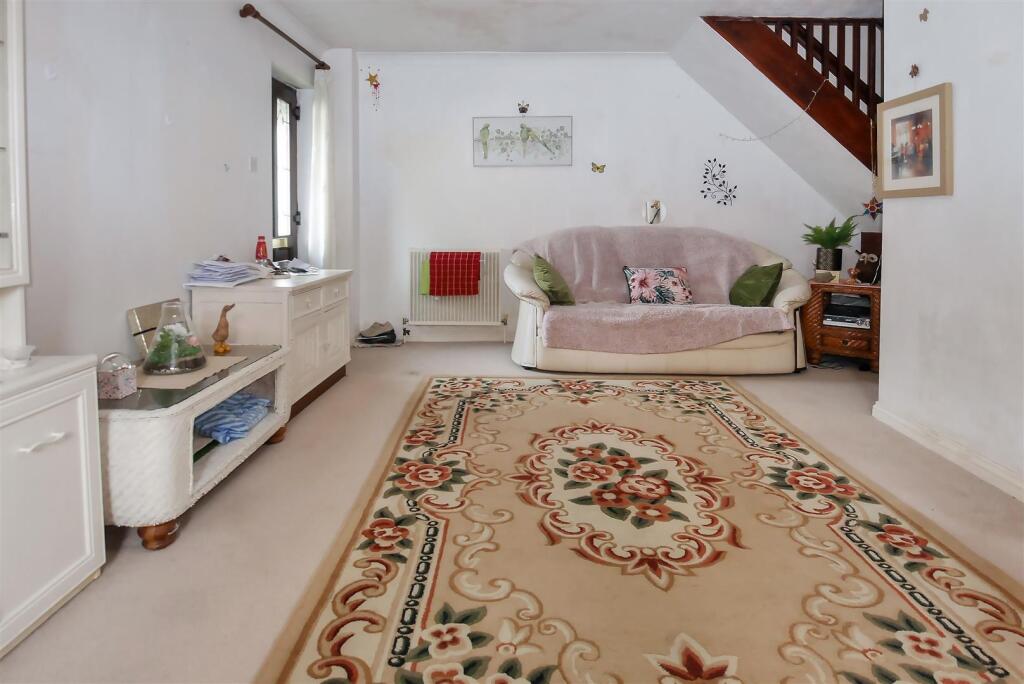 Lyminster Road, Wick, Littlehampton photo 3