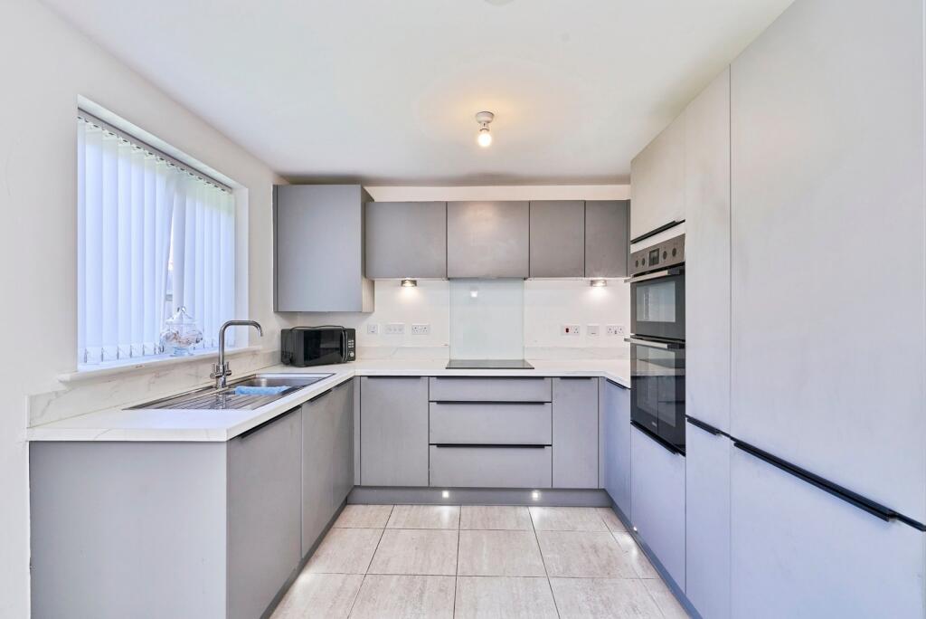 House in Walsall - View 5