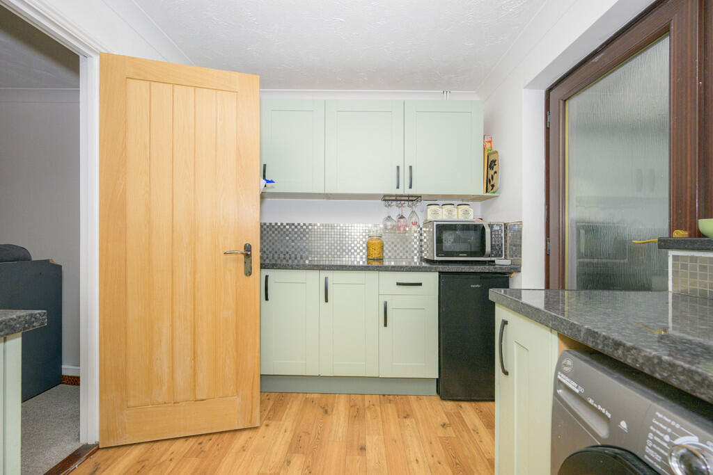 Holly Close, Worlingham, Beccles photo 4