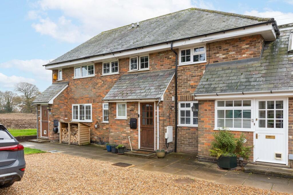 Main image of property: Darley Hall, Luton, LU2