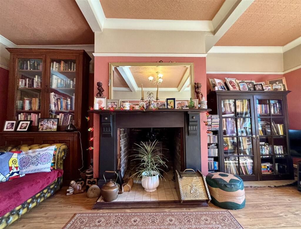 Additional image 6 of Hollybank, Catherine Slack, Queensbury