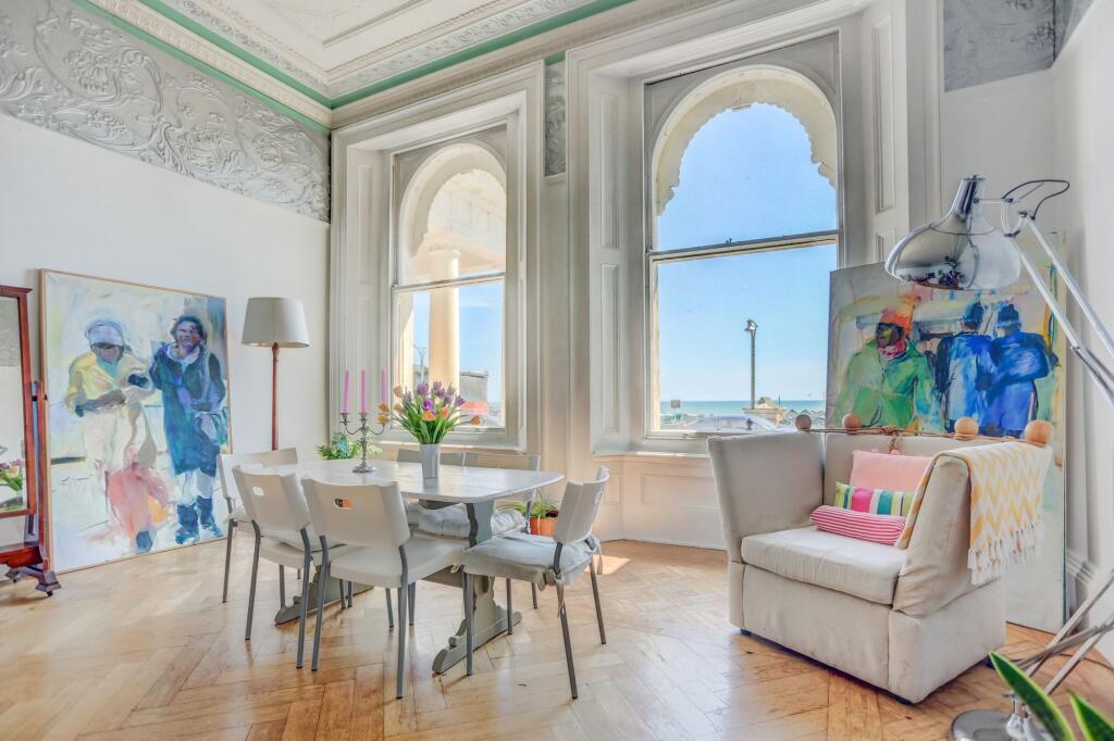 Apartment in Hove, Brighton and Hove - View 2
