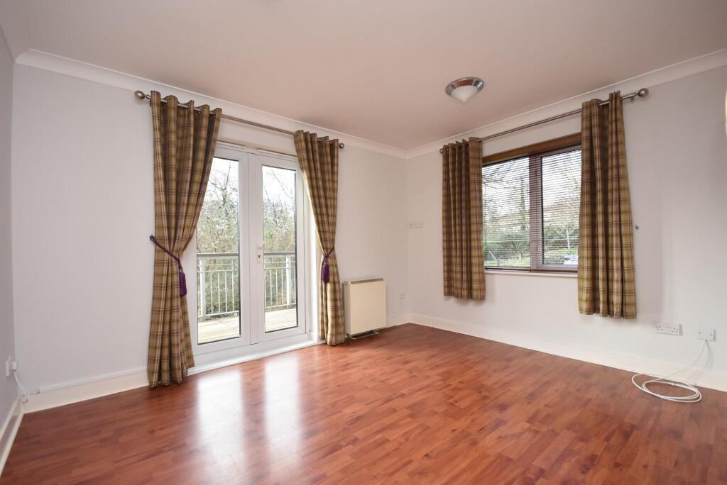 80 Grangemoor Court, Cardiff, CF11 0AE photo 2