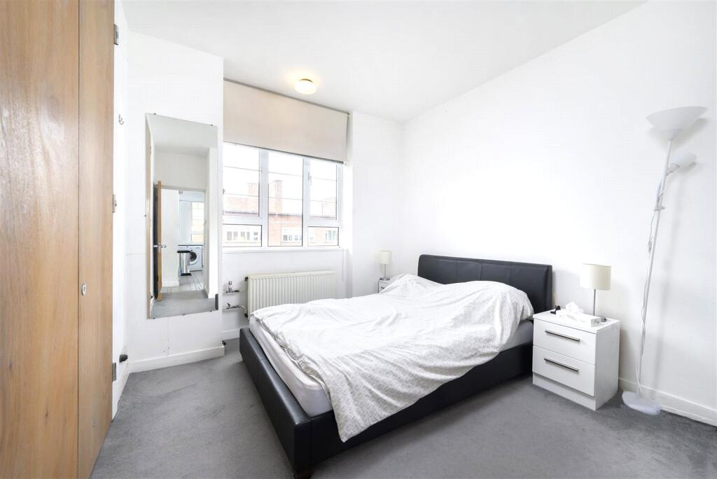 Apartment in London, St. John's Wood - View 5