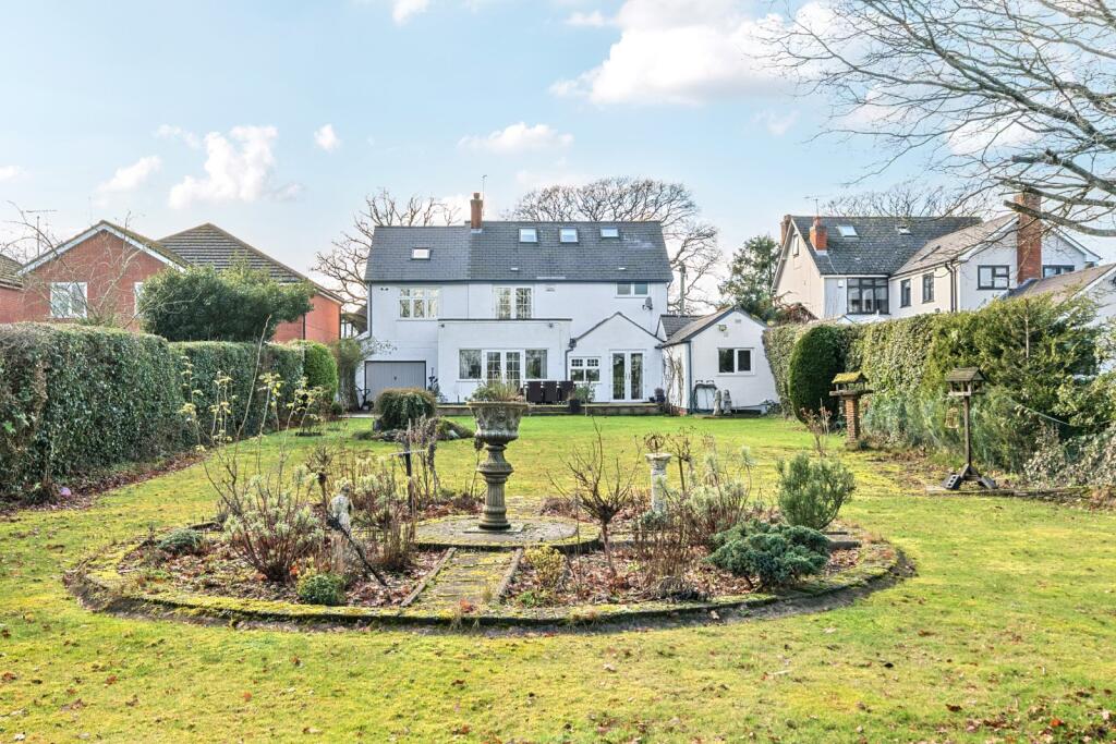 Main image of property: Stratford Road, Hockley Heath, Solihull, West Midlands, B94