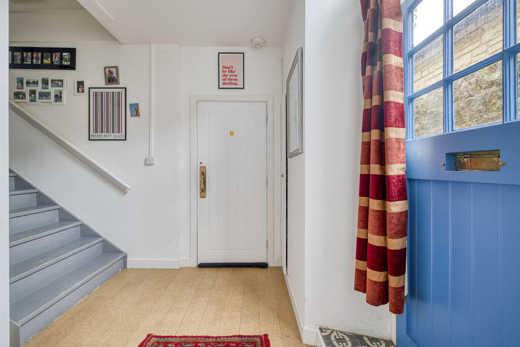 Additional image 10 of Unique 6 bedroom detached property on Bruton High Street