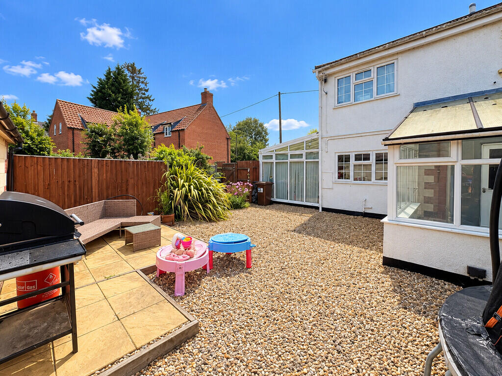 House in Peterborough - View 3