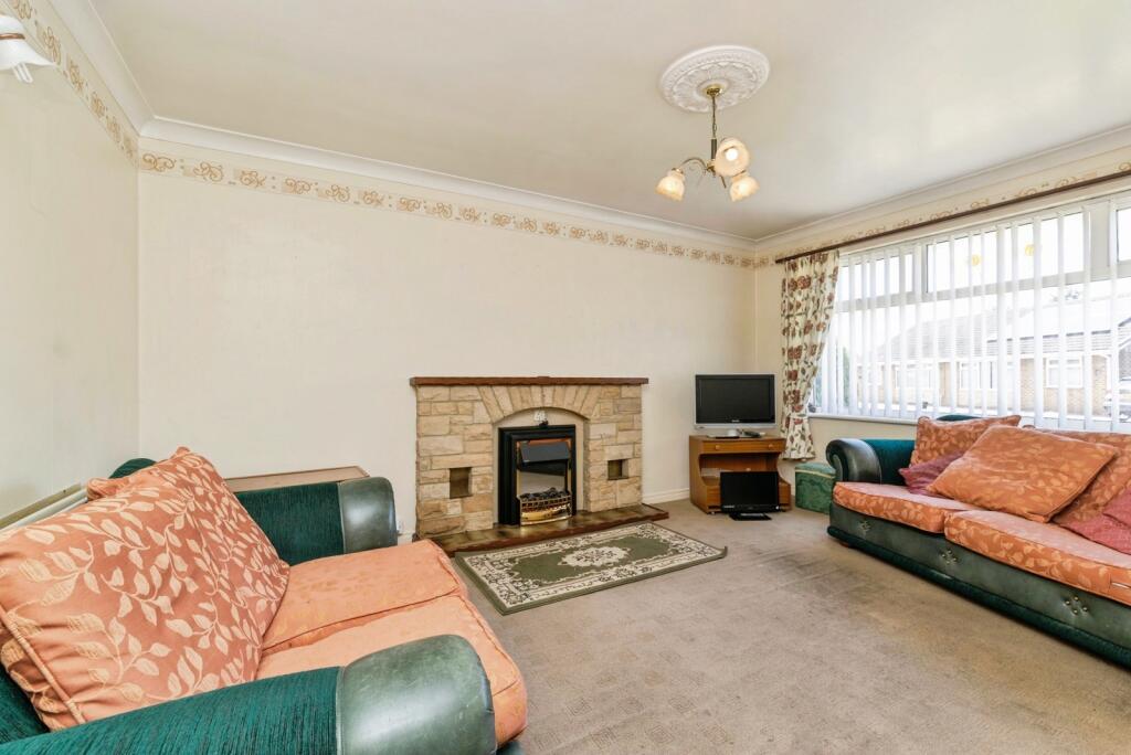 Uldale Drive, Egglescliffe, Stockton-on-Tees, TS16 photo 4
