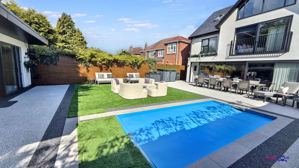House in Warrington - View 3