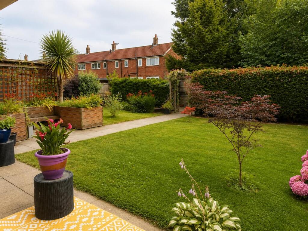 Main image of property: Whiteholme Place, Ashton-On-Ribble, Preston