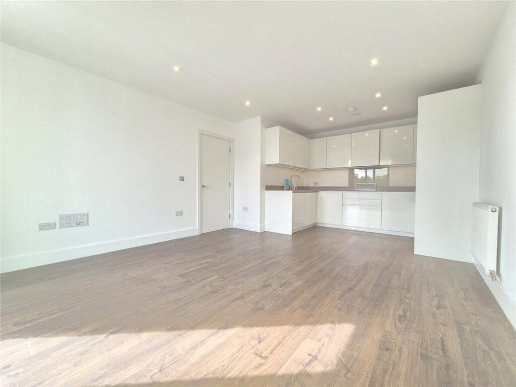 Homefield Rise, Orpington, Kent, BR6 photo 2