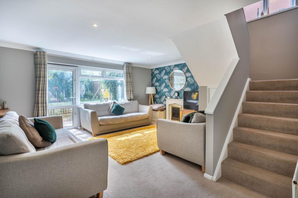Robins Hill Drive, Alvechurch, B48 photo 3