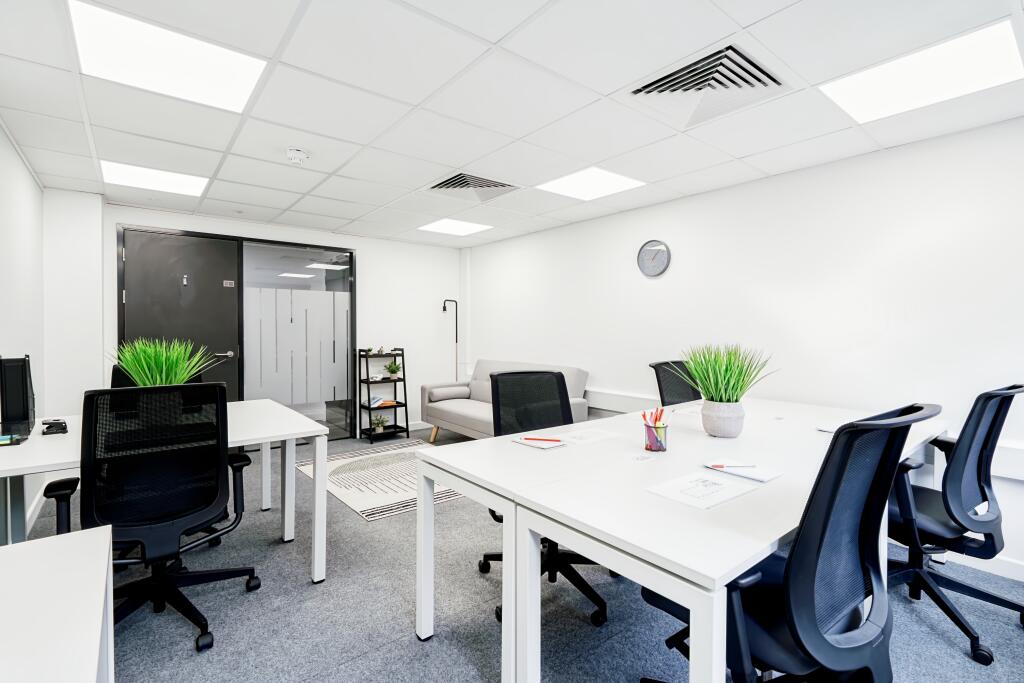 Photo 1