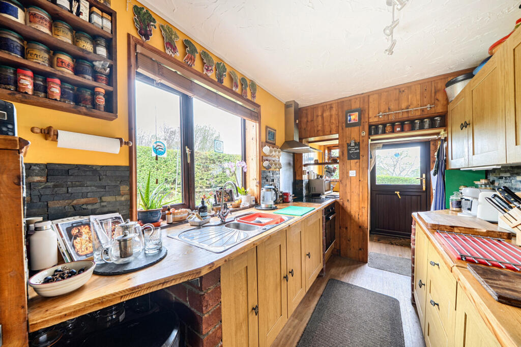 House in Llandrindod Wells - View 3