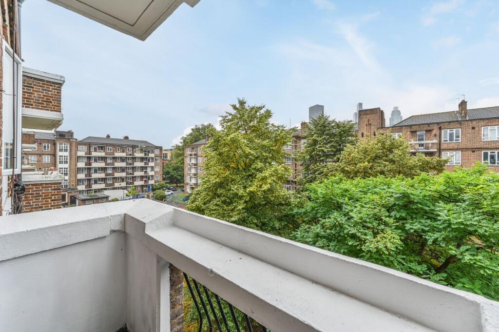 Apartment in London - View 4