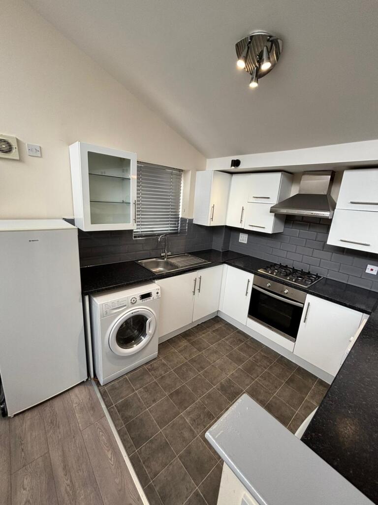 3 bedroom town house for rent