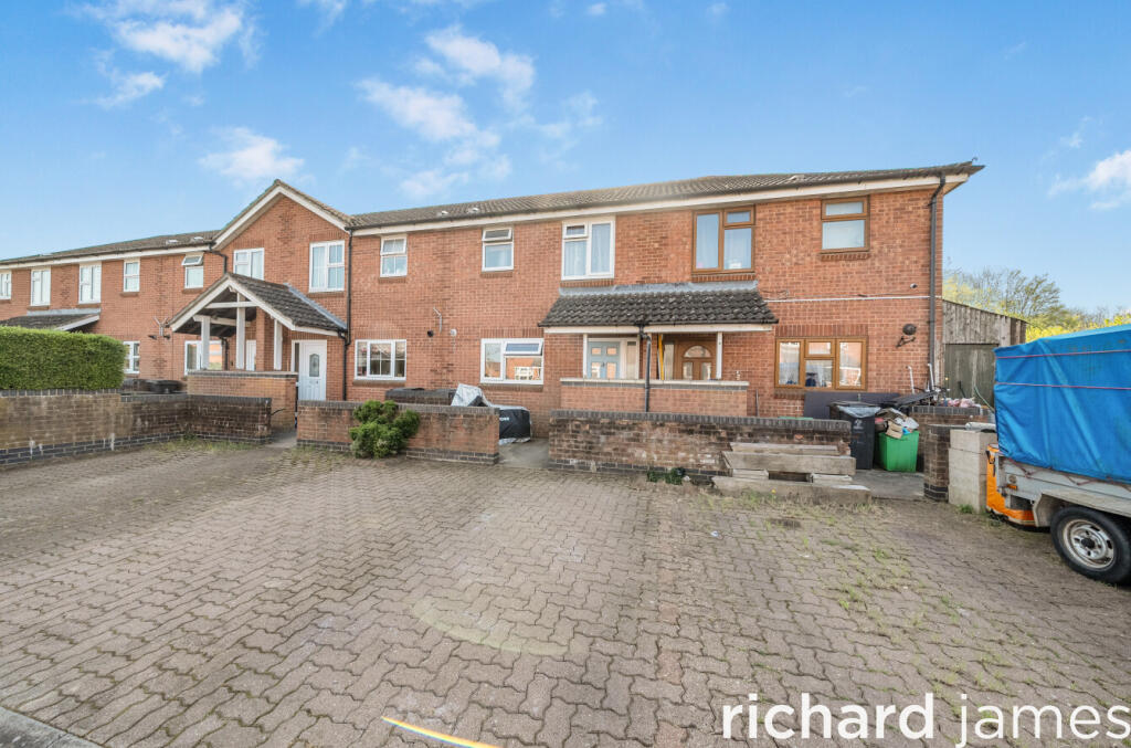 Main image of property: Grandison Close, The Prinnels, Swindon, SN5