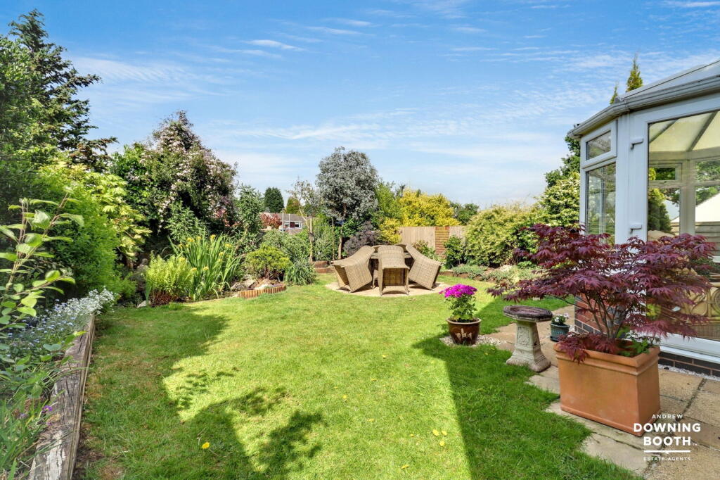 Charlesdale Drive, Aldridge - Beautiful Family Home photo 2