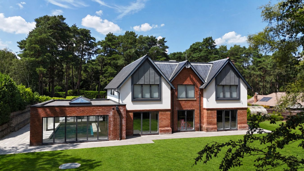 Avon Avenue, Ringwood, St Ives, BH24 - View 2