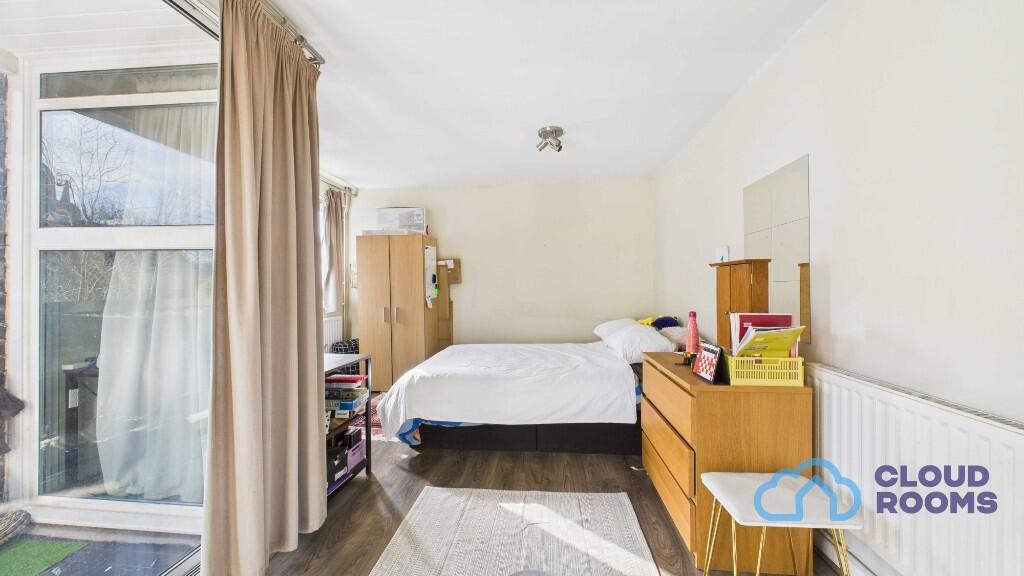 Main image of property: Mellish Street, London, E14