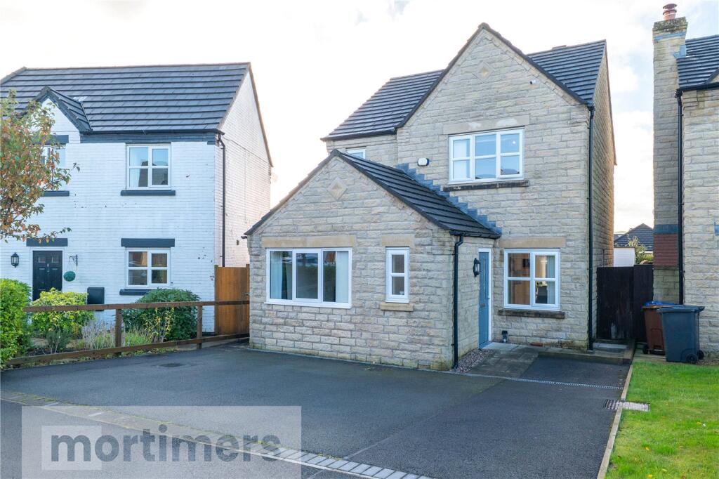 4-bed detached on Spinning Mill Close, Oswaldtwistle, Accrington, Lancashire, BB5, £284,995