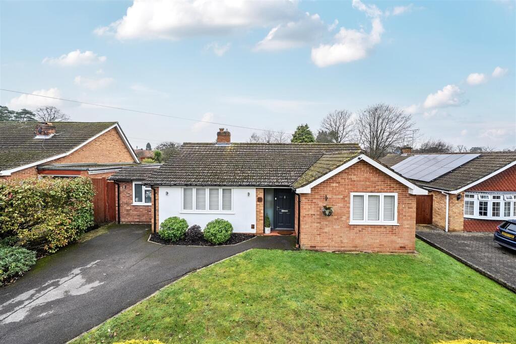 Main image of property: Pine Drive, Finchampstead, Berkshire, RG40 3LE