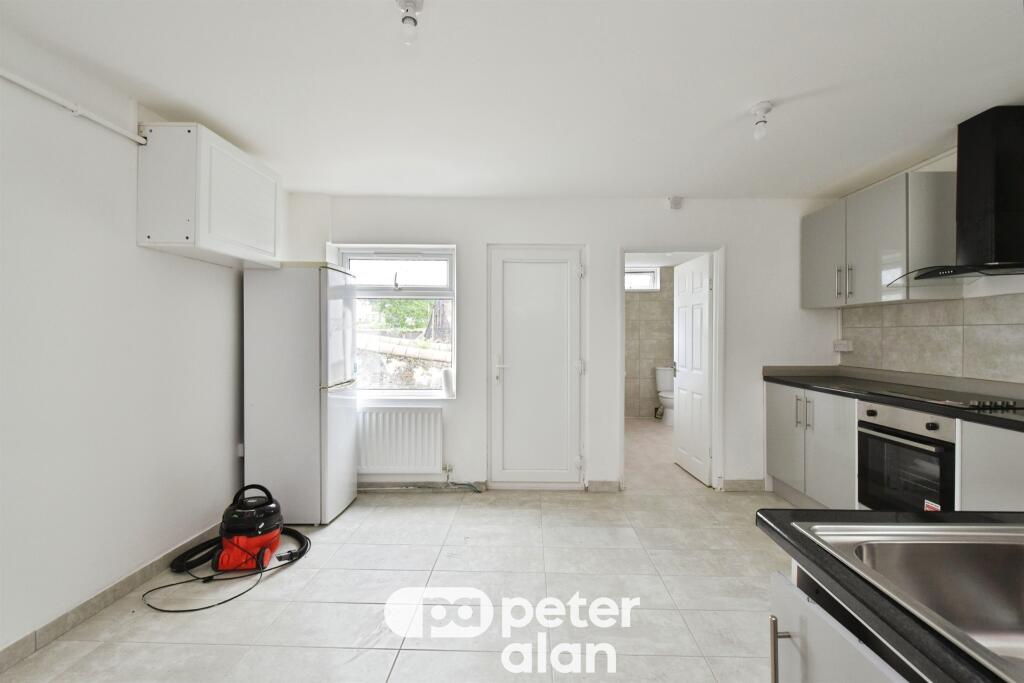 Gadlys Road, Aberdare - More