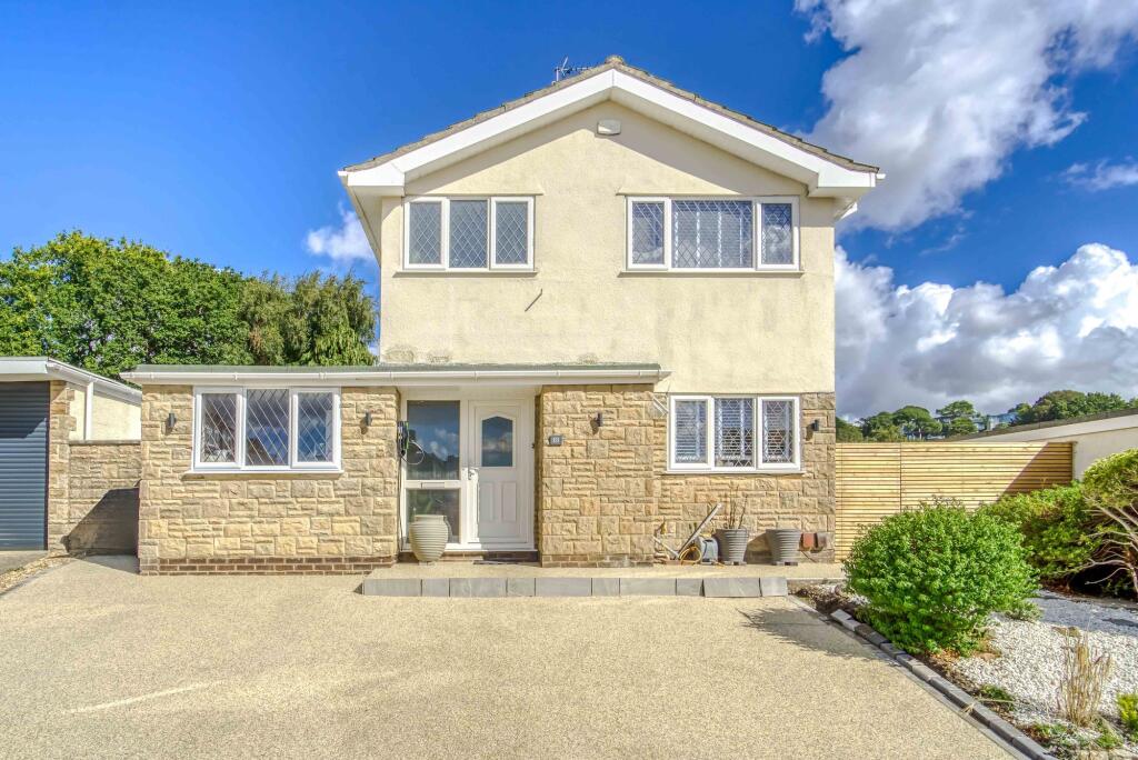 3-bed detached on South Western Crescent, Poole, BH14, £600,000