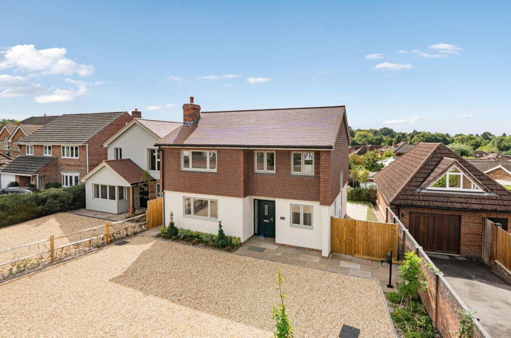 Main image of property: Swanwick Lane, Swanwick, Southampton, Hampshire, SO31