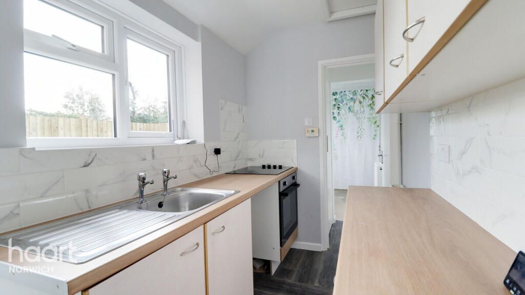 Main image of property: School Road, Lingwood