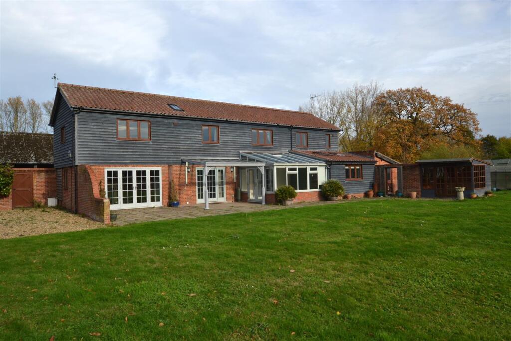 Main image of property: Norwich Road, Hanworth