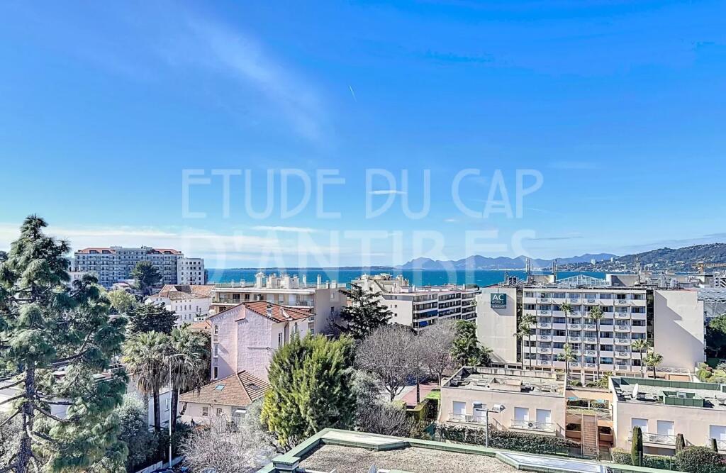Main image of property: Provence-Alps-Cote d`Azur, Alpes-Maritimes, Antibes