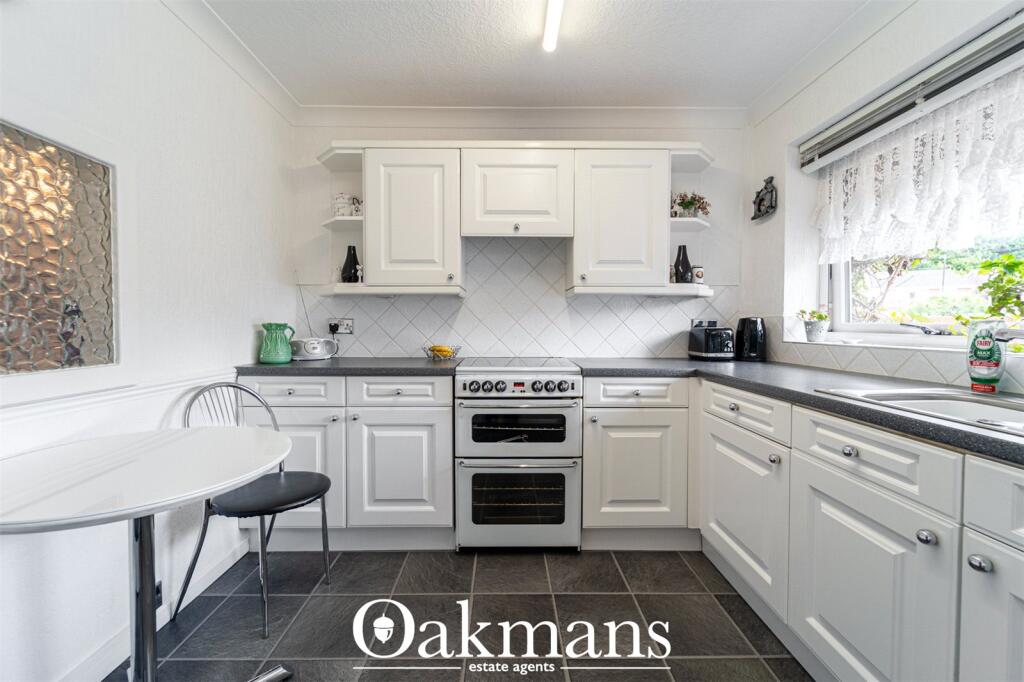 Watkins Gardens, Birmingham, B31 photo 3