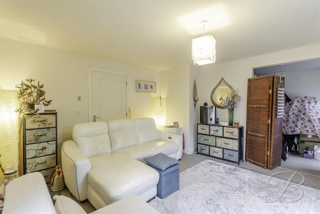 House in Derby - View 5