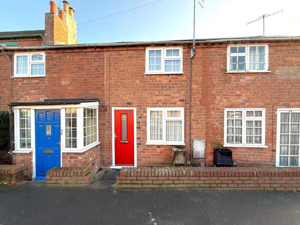 Main image of property: Farfield, Kidderminster, DY10