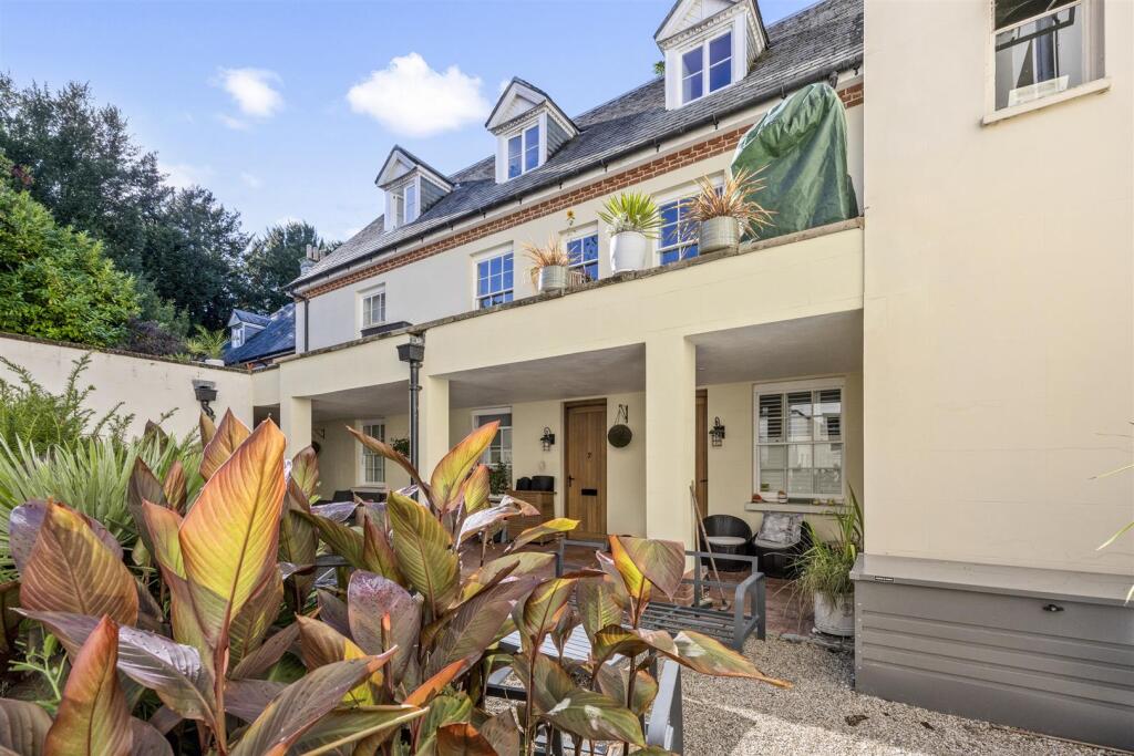 Stanmer Village, Stanmer, Brighton photo 5