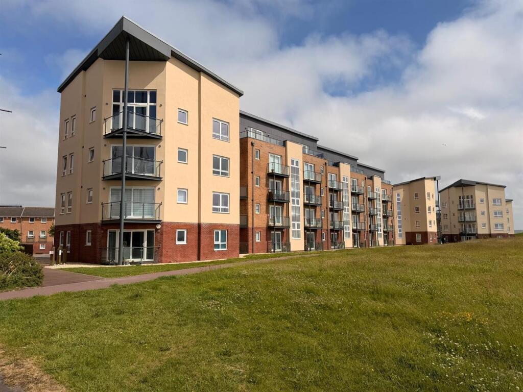 Main image of property: Pentre Doc Y Gogledd, Llanelli