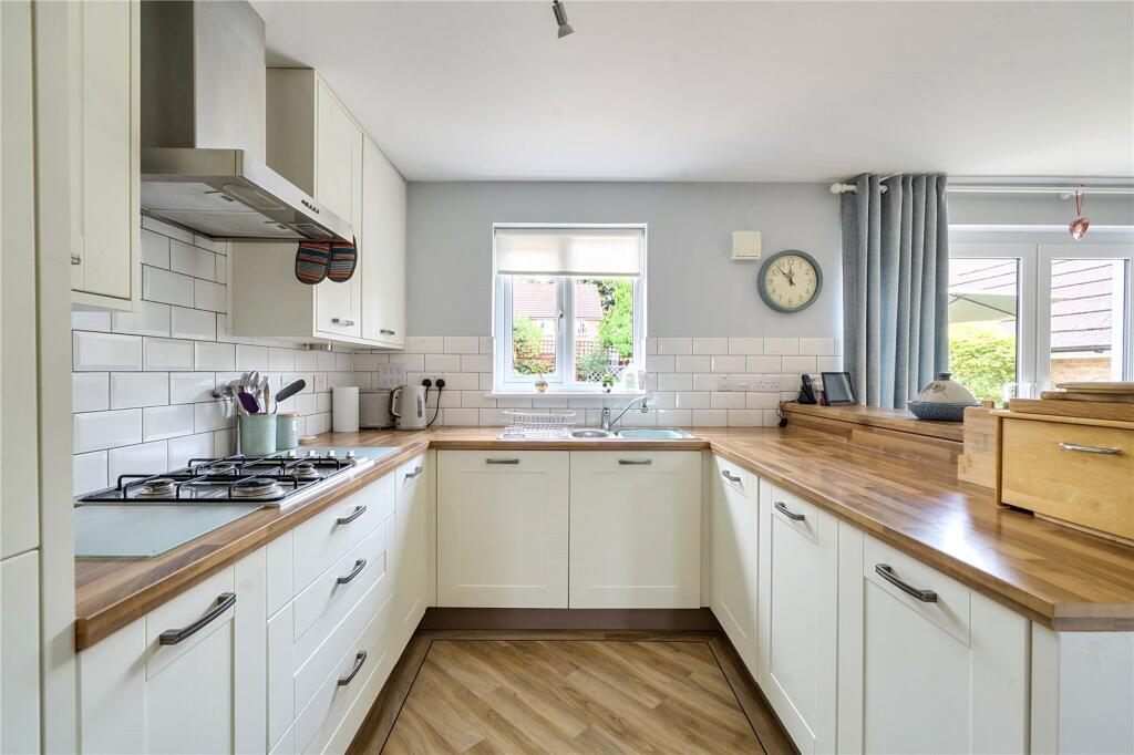 House in Taunton - View 5