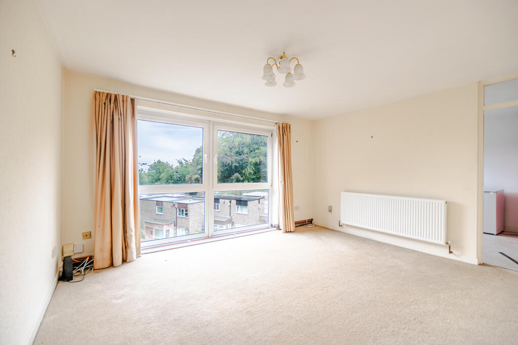 Apartment in Leeds, Gledhow Park, Gledhow - View 2