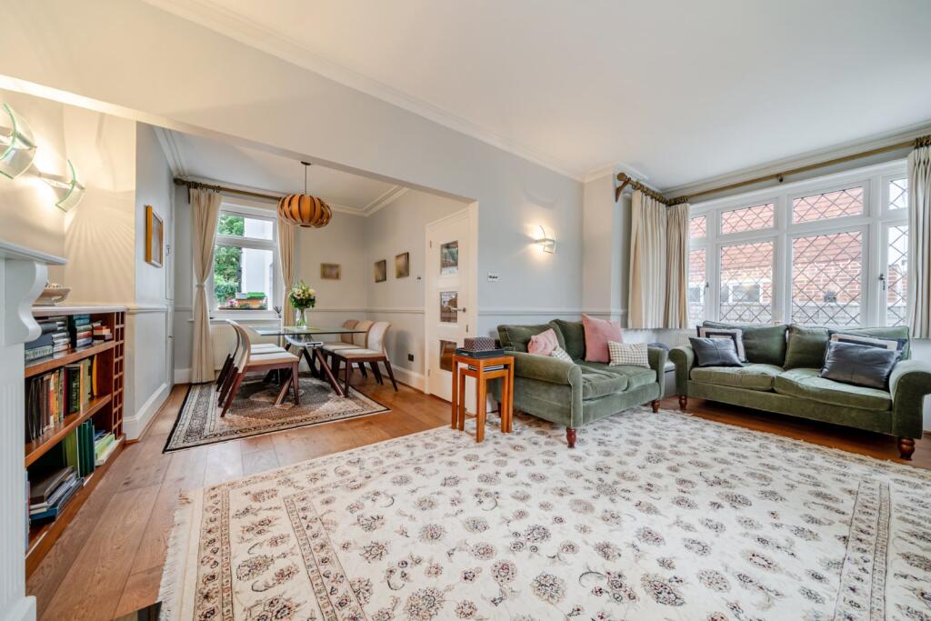 House in London - View 2