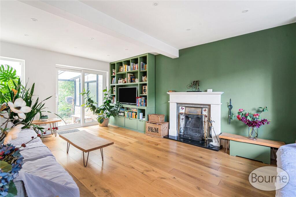 House in Guildford - View 2