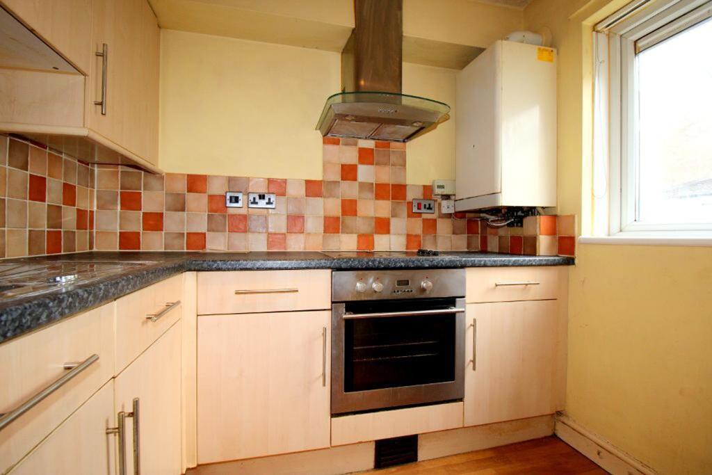 Main image of property: Stanley Street, Luton, LU1