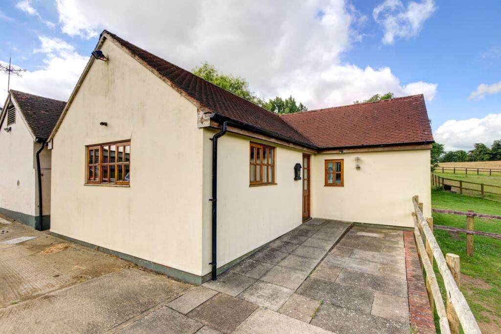 Main image of property: Cods Hill Beenham RG7
