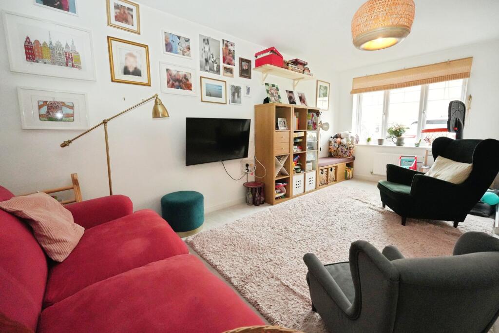 Additional image 3 of Hawthorn Way, Birmingham, B38