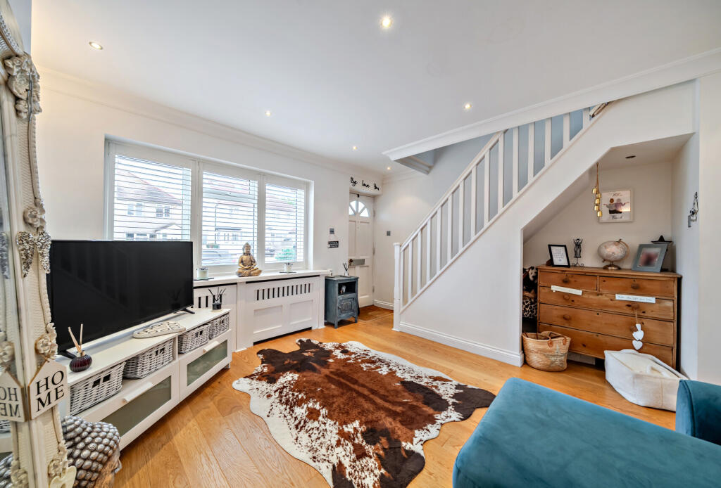 House in London, Stonecot, Benhilton - View 5