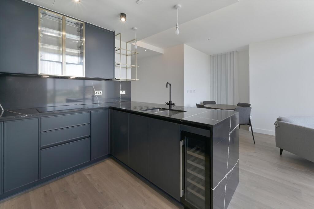 Apartment in London - More