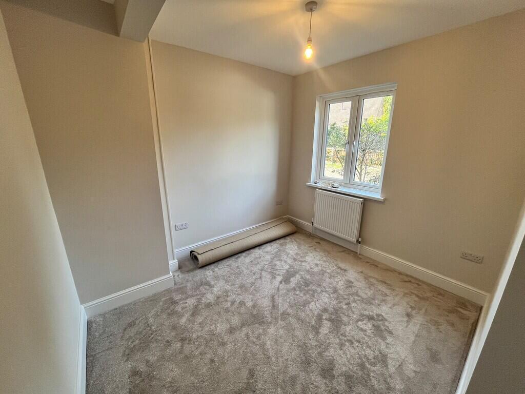 House in Southampton - View 2