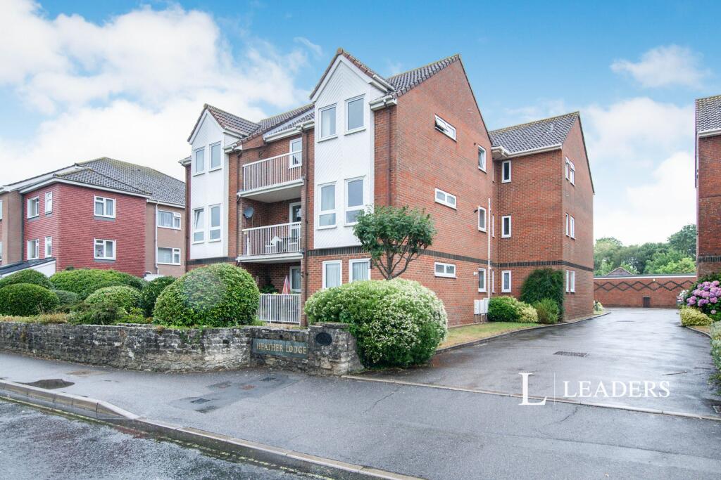 Main image of property: Heather Lodge, 34-36 Whitefield Road, New Milton, BH25