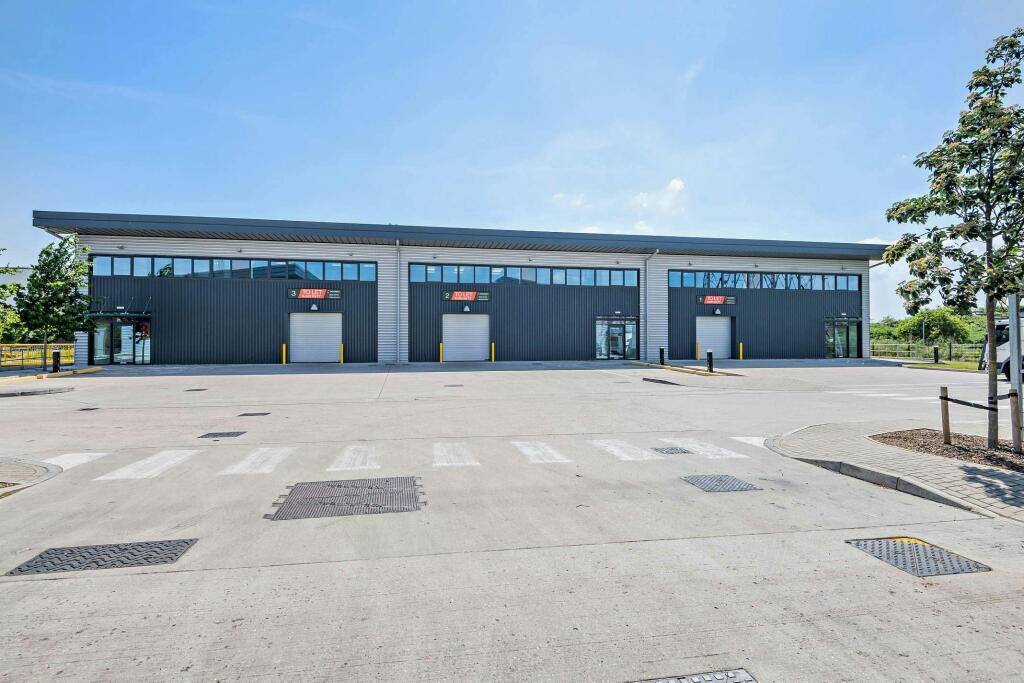 8646665exterior36800.jpg