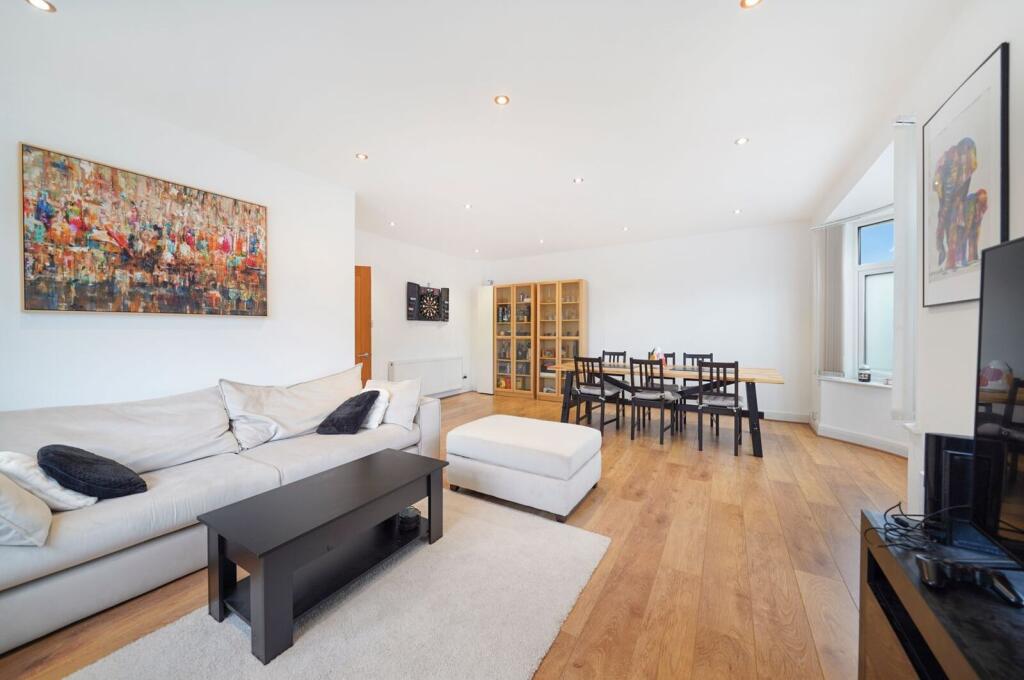 House in Harrow - View 5